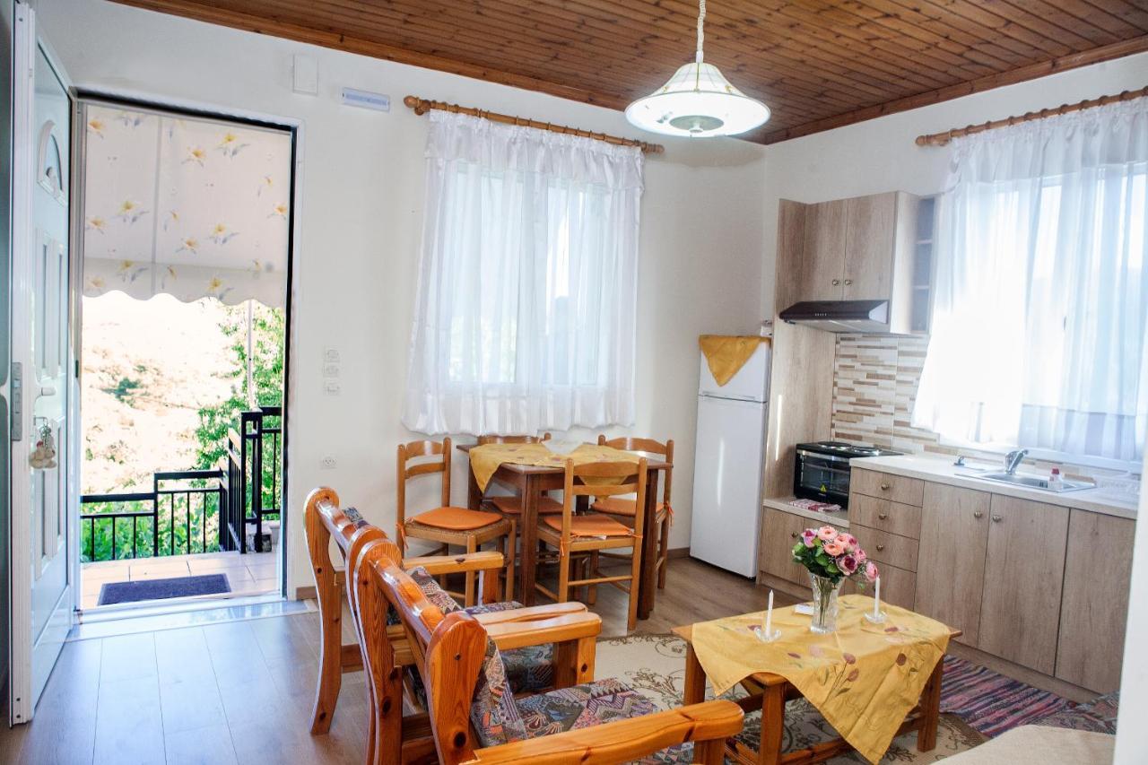 Casa Serena Asprogerakata Экстерьер фото